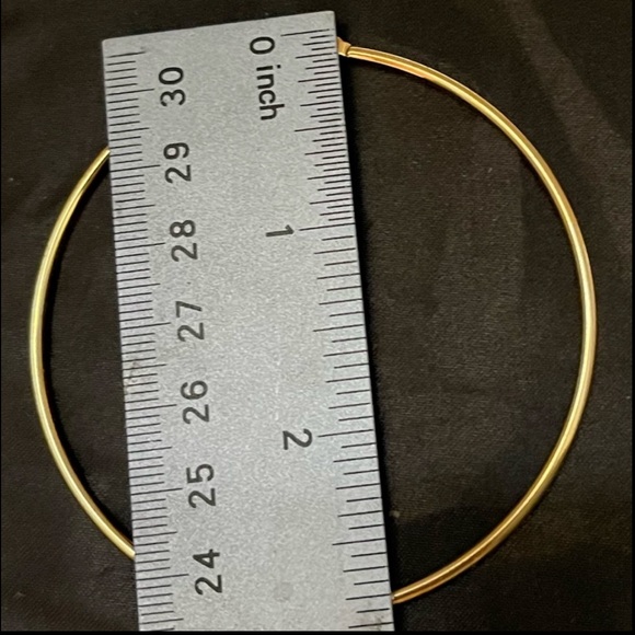 FASHION JEWELRY HOOPS EARRINGS STAINLESS STEEL CLASSIC FOR WOMEN’S  GOLD COLOR - Picture 5 of 7